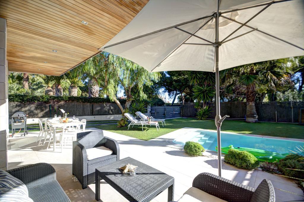 Villa Tarantino Sitges Exterior foto